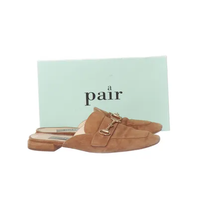 Mules (Brun) från A Pair