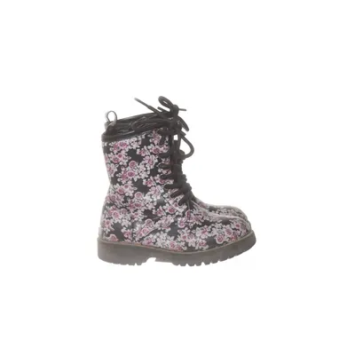 Laced boots (Black, Pink, White) from Carmela