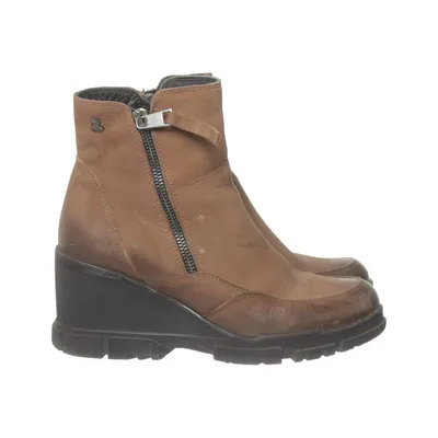 Ankle boots (Brown) from Venus