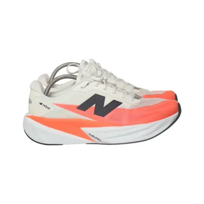 Løbesko (Fuelcell) fra New Balance