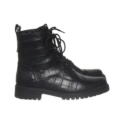Laced boots (Black) from Tamaris