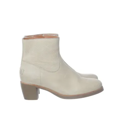 Bottes à talons (Beige) de Shabbies