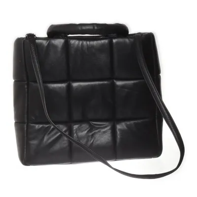 Axelremsväska (Svart) från Stand Studio Skinn, Polyester