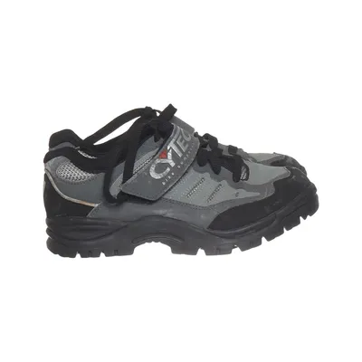 Bicycle shoes (Gray, Black) from Cytec
