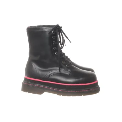 Laced boots (Black, Pink) from Buffalo