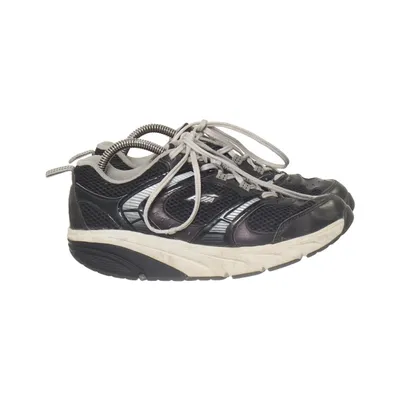 Trainers (Black, Gray) from Avia