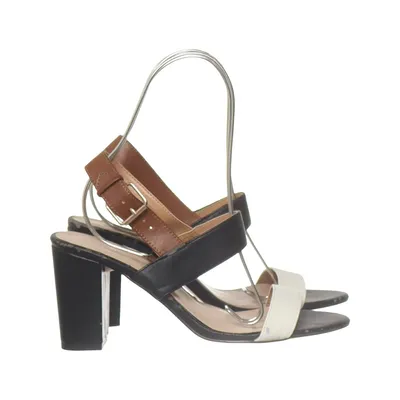 Sandales à talons hauts (Noir, Blanc, Marron) de Carvela by Kurt Geiger