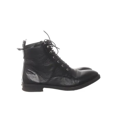Laced boots (Black) from Pace