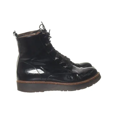 Laced boots (Black) from Wonders