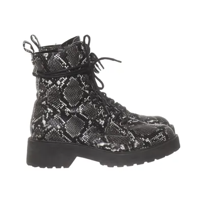 Kängor (Svart, Vit) från Steve Madden