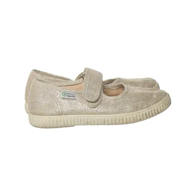 Gymnastic shoes (Gold) from Natural World