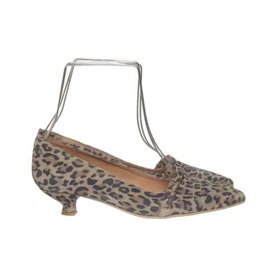 Pumps (Beige, Multicolored) from Pavement