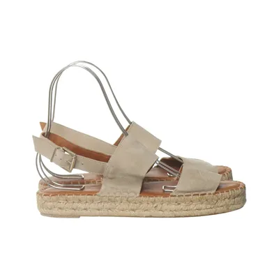 Sandals (Beige, Brown) from Alohas