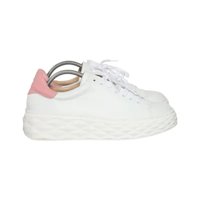 Baskets (Blanc, Rose) de KMB Cuir