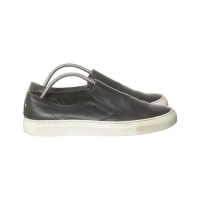 Slip-ons (Svart) från Kavat
