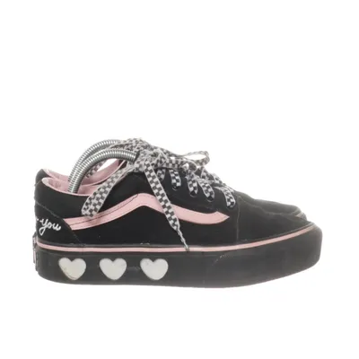 Canvas shoes (Black) from Lazy Oaf Suede