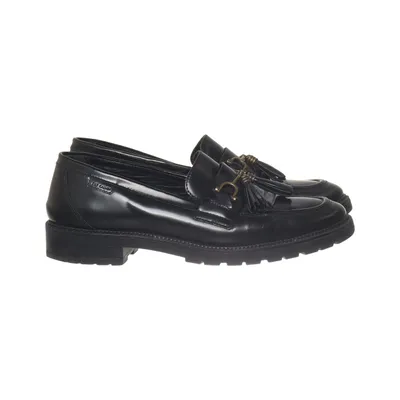 Loafers (Black) from Pat Calvin