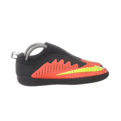 Football shoes (Red, Black) from Nike
