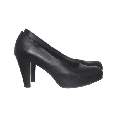 Pumps (Black) from D for Dasia Leather