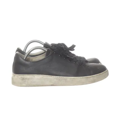 Sneakers (JONA) från Sneaky Steve