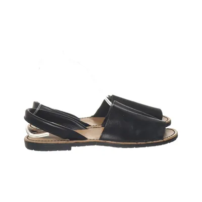 Sandaler (Svart) från Åhléns Skinn