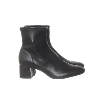 Heeled boots (Black) from Zara