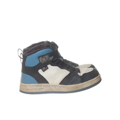 Sneakers (Blue, White, Black) from Leaf