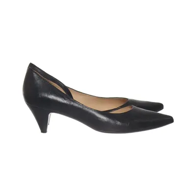 Pumps (Black) from Jerns