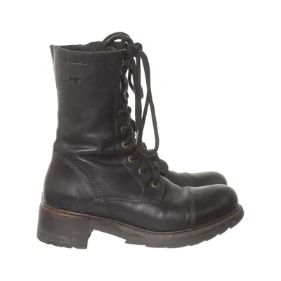 Laced boots (Black) from Ten Points