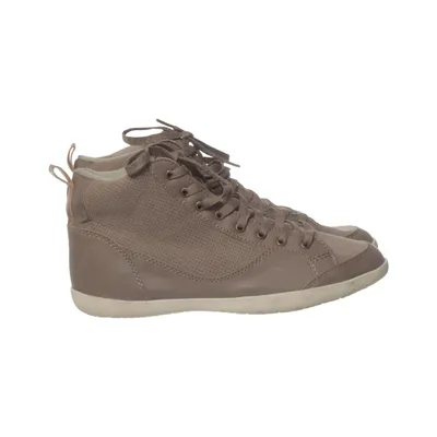Sneakers (Brown) from Walkx