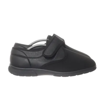 Walking shoes (Black) from Easy