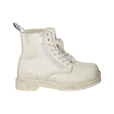 Laced boots (Pascal W/Zip) from Dr. Martens