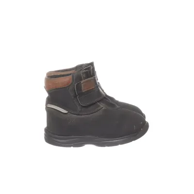 Work footwear (Black) from Kavat