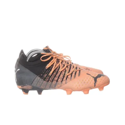 Football shoes (Black, Pink) from Puma