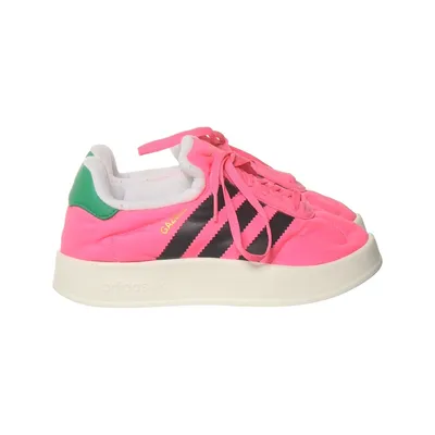 Baskets (Rose, Noir) de Adidas Originals
