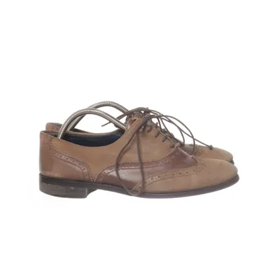 Brogues (Brown) from Barker