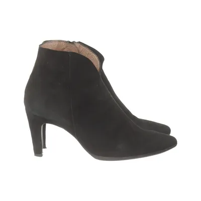 Heeled boots (Black) from Wonders