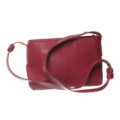 Axelremsväska (Röd) från Mandarina Duck