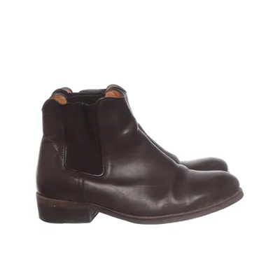 Chelsea boots (Brown) from The Last Conspiracy