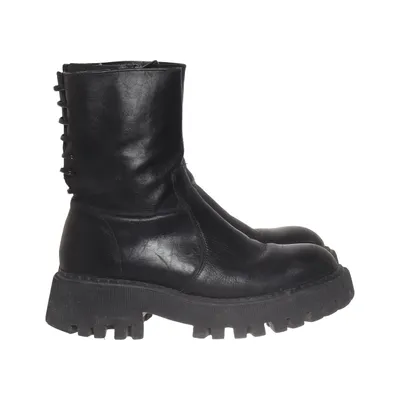 Ankle boots (Black) from Badura