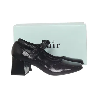 High heels (Black) from A Pair