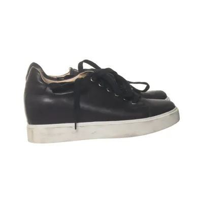Baskets (Noir) de Shoe the Bear