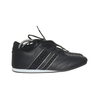 Sneakers (Black) from Spicy