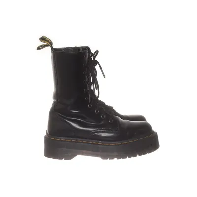 Laced boots (Black) from Dr. Martens