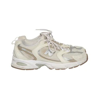 Baskets (Beige, Blanc, Argent) de New Balance
