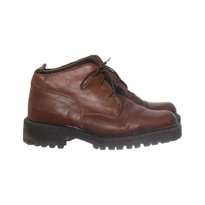 Bottes à lacets (Marron) de Base London