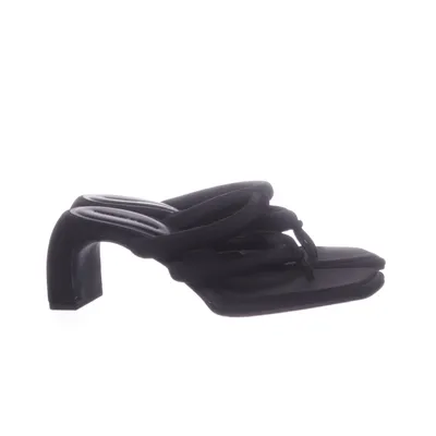 Flipflop (Svart) från Charles & Keith