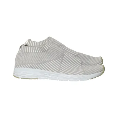 Baskets (Gris, Blanc) de Nonalion