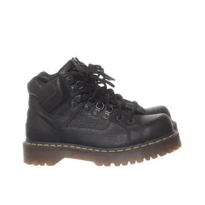 Kängor (8699) från Dr. Martens