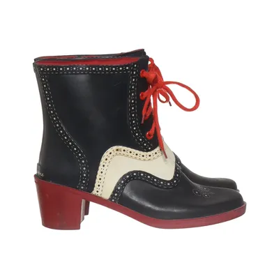 Bottines en caoutchouc (Noir, Blanc, Rouge) de Lola Ramona